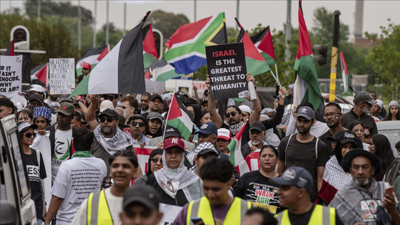 Güney Afrikalılar, İsrail’in Küresel Sumud Filosu’na saldırısını protesto etti