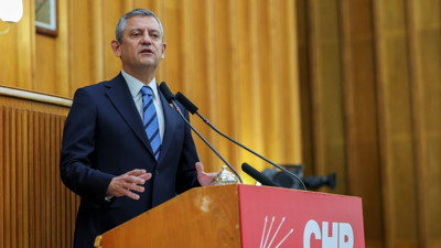 Özgür Özel: Erdoğan kendi geleceği için ülkenin geleceğini satamaz, nadir elementlere sahip çıkalım!