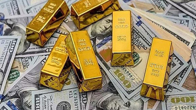 Altında satış baskısı: 4000 doların altına düştü