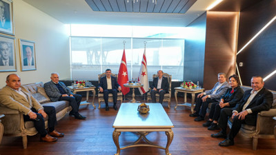 Yılmaz, KKTC Cumhurbaşkanı Tatar ile görüştü