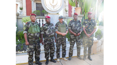 Madagaskar'da Albay Randrianirina geçiş dönemi cumhurbaşkanı olarak yemin etti