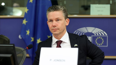 İsveç Savunma Bakanı Jonson: Savaş moduna geçmeliyiz