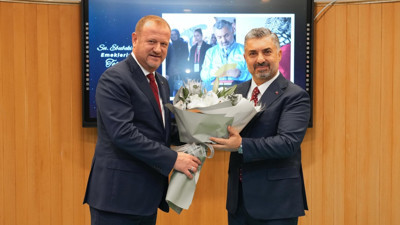 RT&Uuml;K'te devir teslim t&ouml;reni: Ebubekir Şahin, koltuğu Mehmet Daniş'e devretti
