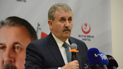 Mustafa Destici: İşe alımlarda evliler öncelikli olsun, evlenmemiş adam devlet memuru olmasın