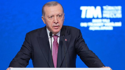 Cumhurbaşkanı Erdoğan: T&uuml;rkiyesiz denklem olmaz y&uuml;z&uuml;n&uuml; Ankara&rsquo;ya d&ouml;nen kazanacak