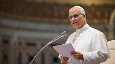 İran saldırısı sonrası Papa 14. Leo ilk kez konuştu: Barış silahla değil, diyalogla i̇nşa edilebilir