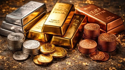 Bakır, yeni altın mı? Yatırımcı neden bakıra y&ouml;neldi? Uzmanlar uyarıyor!