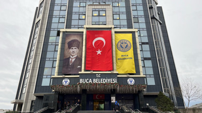 Buca Belediyesi'ne operasyon: Başkan Duman g&ouml;zaltında