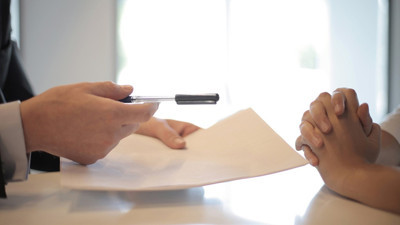 İlk kez işe girecek gen&ccedil;lerin maaşı devletten! 228 milyar TL kaynak ayrıldı