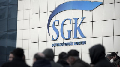 SGK&rsquo;dan yeni d&uuml;zenleme: Bazı ila&ccedil;lar geri &ouml;deme listesine alındı, nakdi &uuml;cret destekleri artırıldı