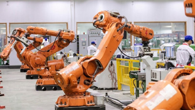 İngiltere'de imalat PMI 4 ayın en d&uuml;ş&uuml;k seviyesinde