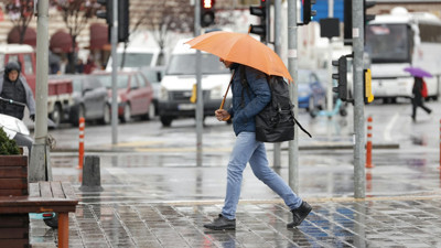 Meteoroloji a&ccedil;ıkladı: Bug&uuml;n yurt genelinde hava nasıl olacak? İşte il il sıcaklık tahminleri...