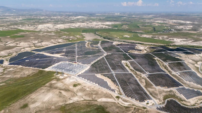 D&uuml;nyada bir ilk: İstanbul Havalimanı enerji ihtiyacını g&uuml;neşten karşılıyor
