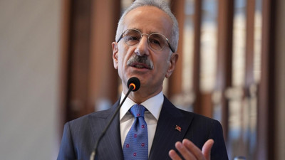 Bakan Uraloğlu: 2028'e kadar hızlı trenle bağlı il sayısı 27'ye &ccedil;ıkacak