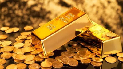Orta Doğu gerilimi ve Fed mesajları altını baskıladı
