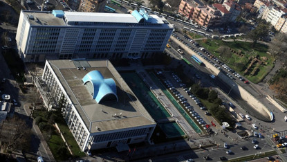 İBB soruşturması: Gözaltına alınan 10 kişi adliyeye sevk edildi