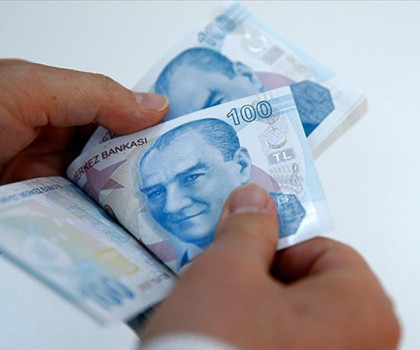 Varlık ülkesinde darlık çekmek