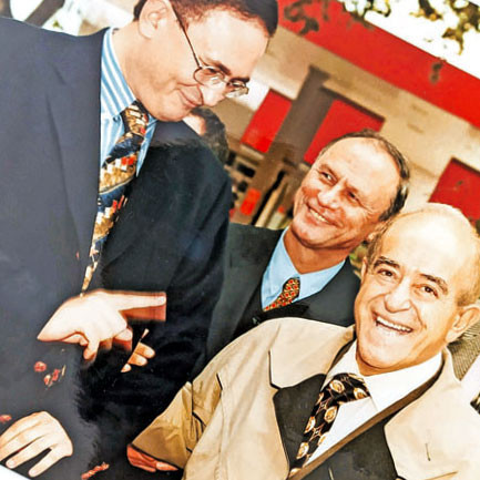 Sabancı Ailesi’nin kendi işini kuran ilk üyesi oldu - Resim : 1