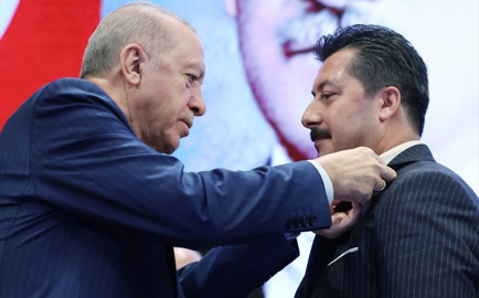 Karacabey ve Yenişehir belediye başkanları AK Parti’ye geçti - Resim : 2