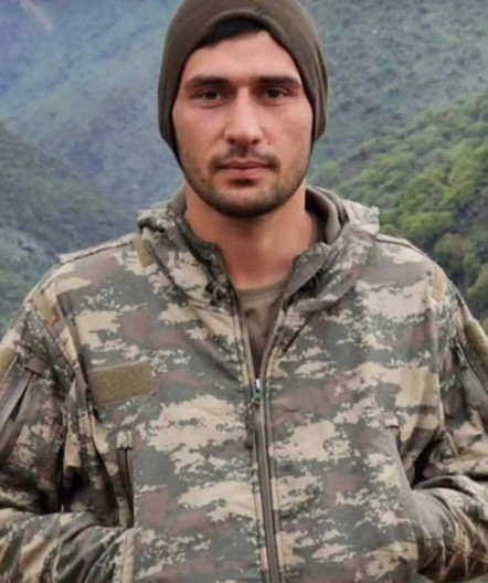 12 asker için son görev: Türkiye şehitlerini uğurluyor! - Resim : 10