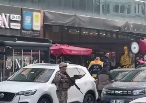 Ankara'da intihar teşebbüsü! Özel harekât ekipleri olay yerinde - Resim : 1