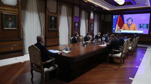 Erdoğan Merkel ile video konferans görüşmesi yaptı