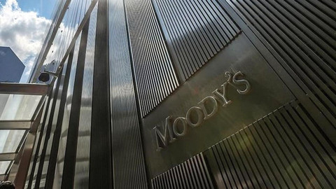Moody's: Küresel ticaret 2021'de toparlanmayı sürdürecek