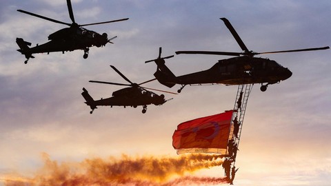 İzmir'de nefes kesen kurtuluş kutlaması