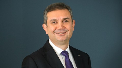 Eczacıbaşı CEO'su Gümrah görevi bırakıyor