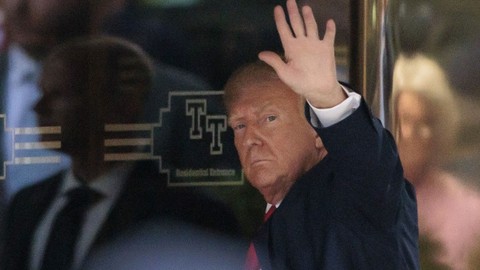 Trump, hakim karşısına çıkmak üzere New York’ta