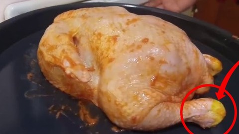 Beslenme uzmanları açıkladı: Tavuk faydalı ancak bu kısımlarını yememek gerekiyor! Tehlikesi...