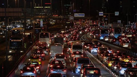 İstanbul'dan sonra bir il daha listeye girdi! Trafikte en çok vakit kaybeden şehirler açıklandı