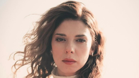Kızgın Topraklar dizisine Ebru Ünlü dahil oldu! Ebru Ünlü kimdir?