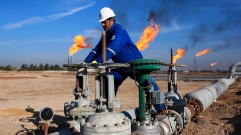 Petrol fiyatları yüzde 3'ten fazla düştü