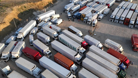 YKS soru kitapçıkları yola çıktı! Araçlar zaman ayarlı kilit ile korunuyor