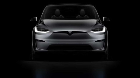 Tesla’da bir dönem sona erdi! İki popüler model satıştan kaldırıldı, üretim durduruldu!