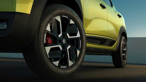 Renault’un efsanevi SUV'si yıllar sonra küllerinden doğdu! Fiyatı 500 bin TL altında