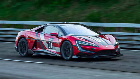 Elektrikli araç hız rekoru kırıldı: Saatte 472,41 kilometre hıza ulaştı