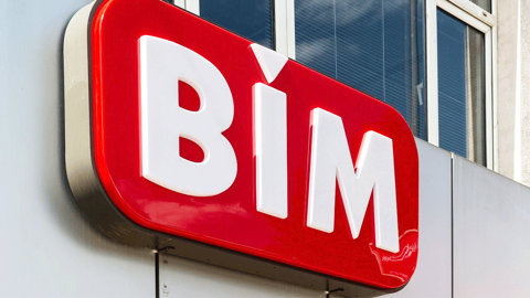 BİM 19 Kasım 2025 Çarşamba aktüel ürünler kataloğu! BİM’e bugün Katlanır Yataklı Koltuk geliyor!