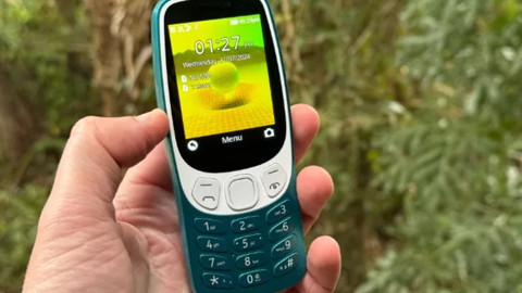 Efsane telefon markasının hisseleri yatırım haberiyle fırladı!