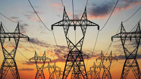 Lisanslı elektrik üretimi aralıkta hafif yükseldi