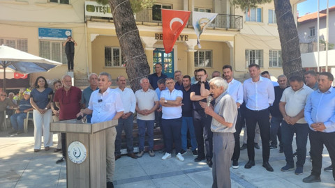 Çal Belediye Başkanı üzüm üreticisinin sesi oldu: Alın teri bu kadar ucuz değil