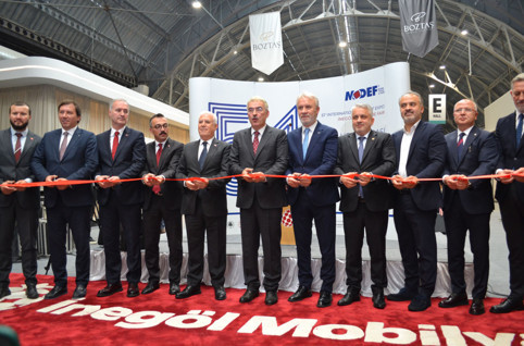 Mobilya sektörünün kalbi İnegöl’de atıyor - Resim : 1