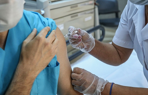 2021'in popüler kelimesi 'vax' oldu
