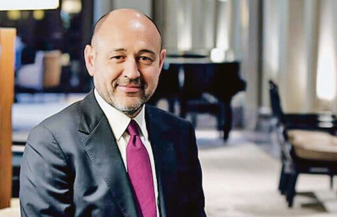 Markaların çatısı istifa depremiyle sarsıldı
