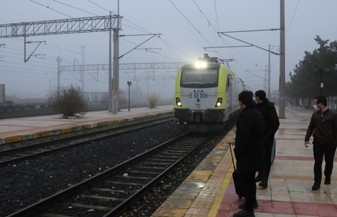 Bölgesel tren seferleri bir yıl sonra yeniden başladı
