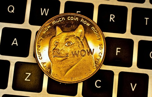 Dogecoin'e Musk ve Coinbase desteği