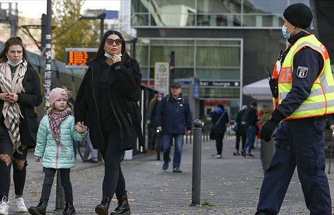 'Almanya'nın her yıl 400 bin göçmene ihtiyacı var'