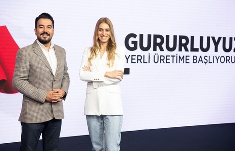 TCL-Arçelik Türkiye’de üretilen telefonu tanıttı