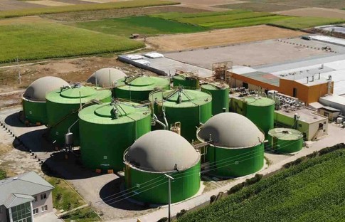Afyon Enerji ve Gübre’den çaya organik gübre